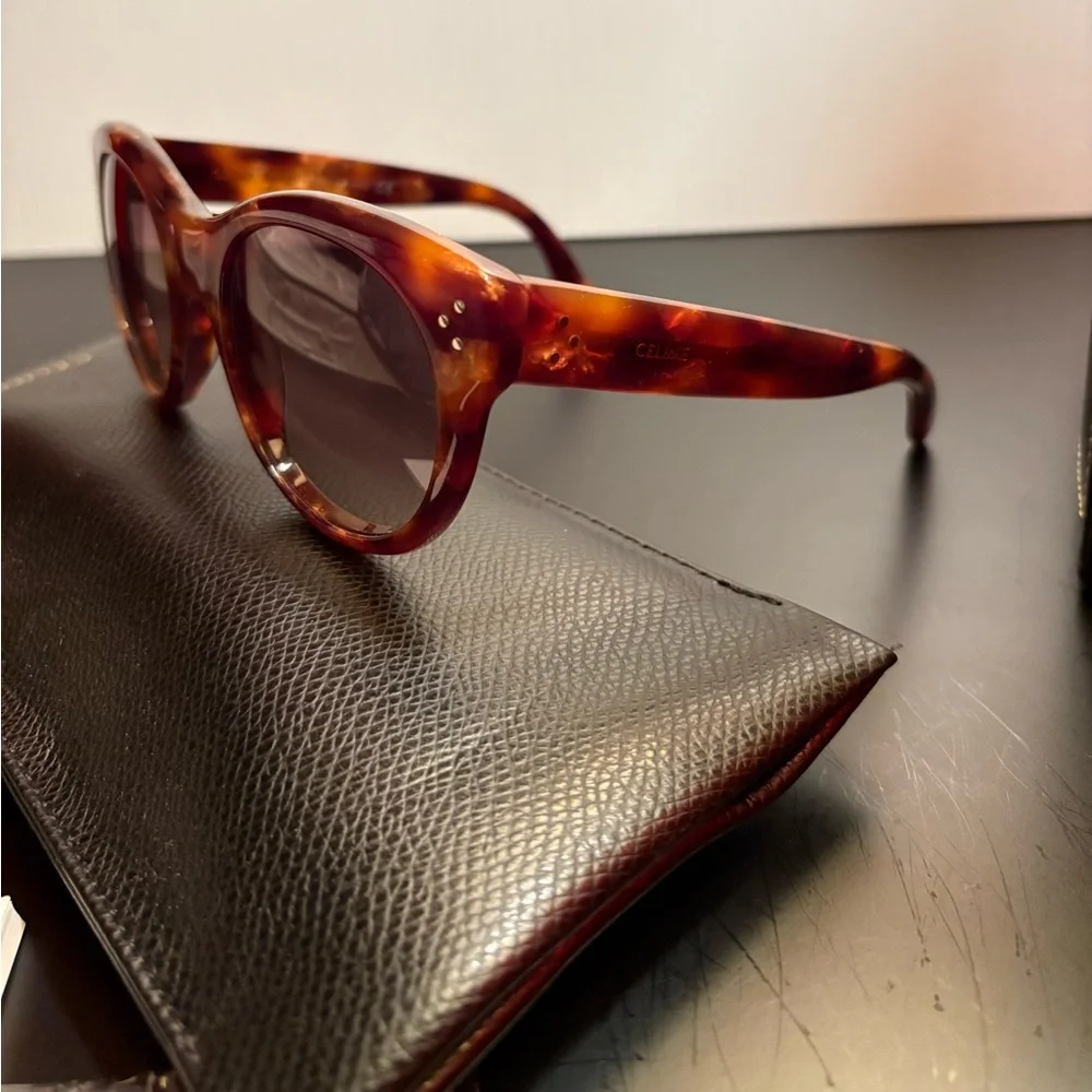 CELINE Round S332 Sunglasses